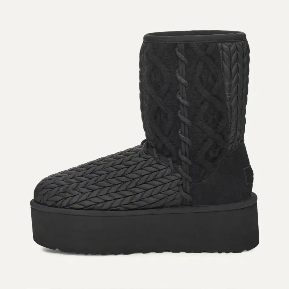 UGG Classic Short Villa Knit Platform Boot - Picture 4 of 15